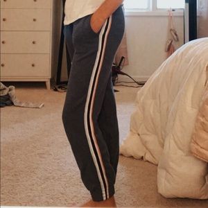 Maddie Ziegler sweatpants